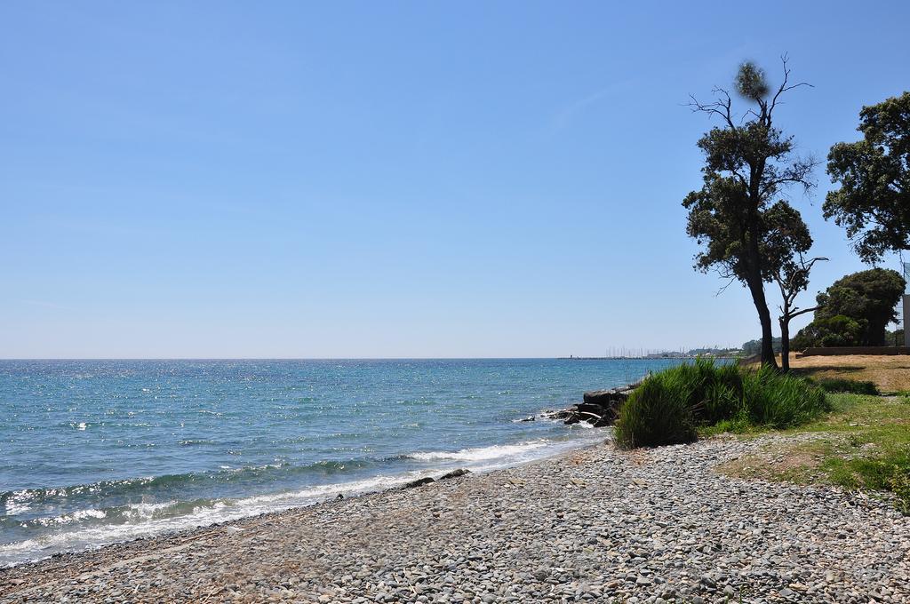 Sole E Mare Aparthotel Santa-Maria-Poggio  Exteriör bild